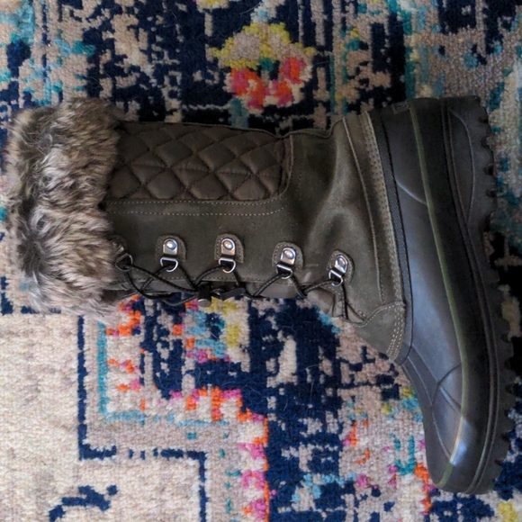 Lands’ End Green Winter Snow Boots Size 9B - Picture 2 of 5